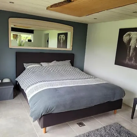 Holiday home Le Bamatri Tenneville